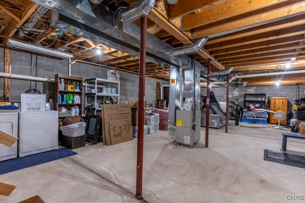 7226 Lakeshore Road, Cicero, New York image 35