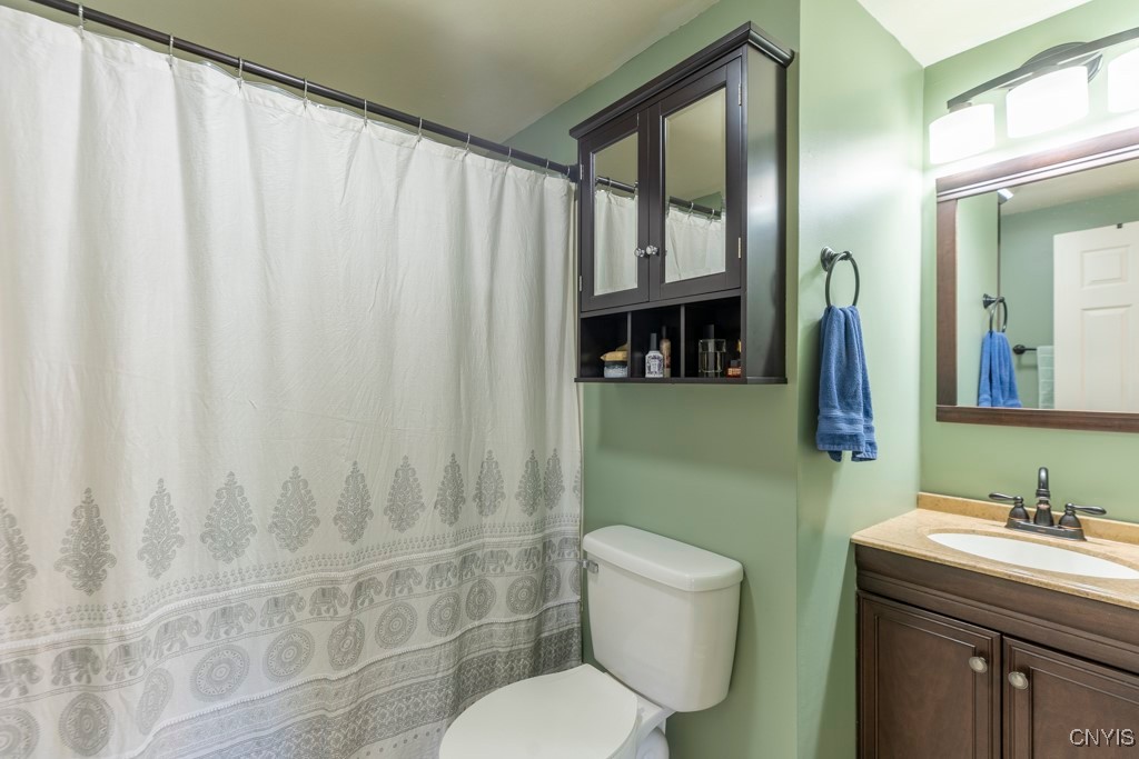 7226 Lakeshore Road, Cicero, New York image 32