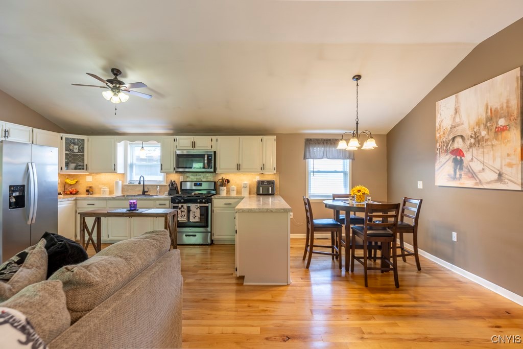 7226 Lakeshore Road, Cicero, New York image 13
