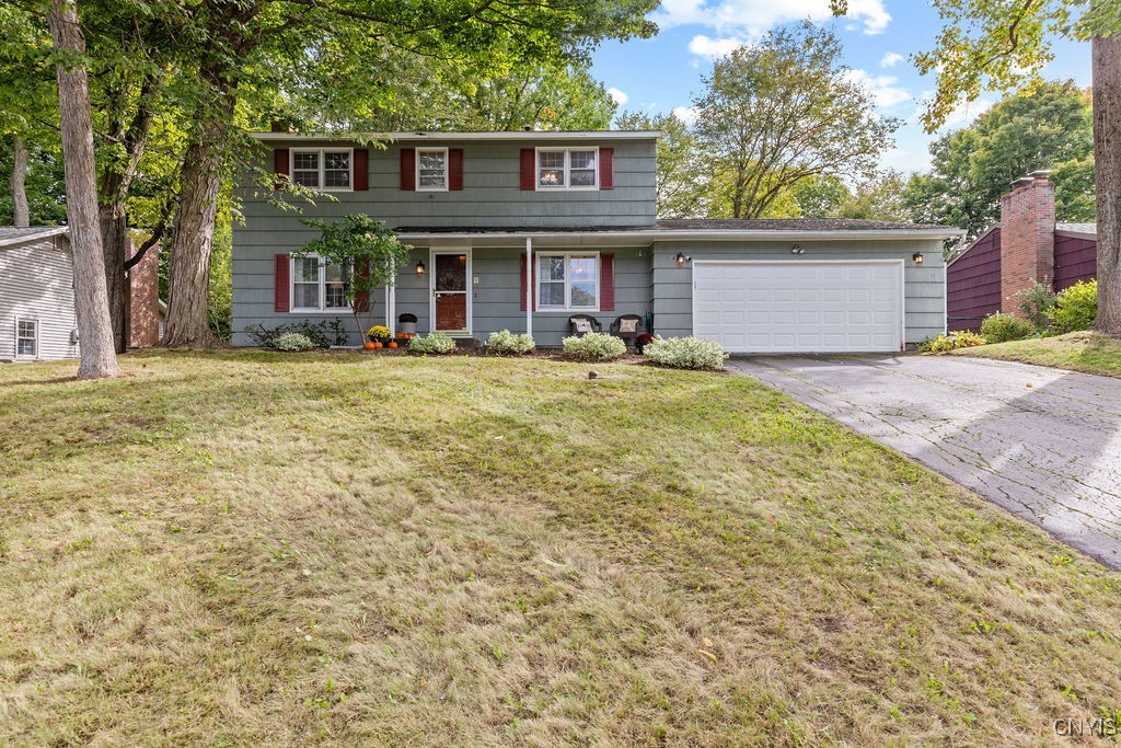 122 Hillside Way, Camillus, New York image 1