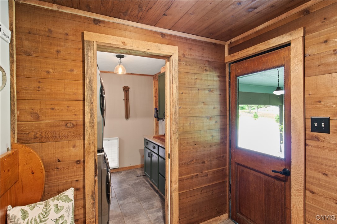 4384 Cedarvale Road