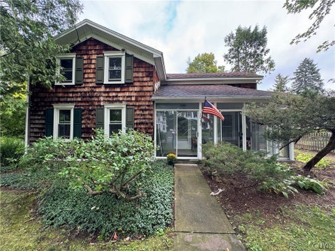 Homes For Rent - 201 Clinton Street<br/> Manlius, NY 13066