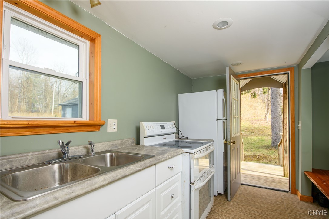 429 Main Street, Sterling, New York image 37
