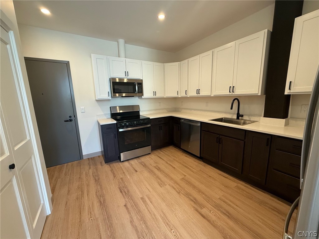 1117 W Fayette Street 211