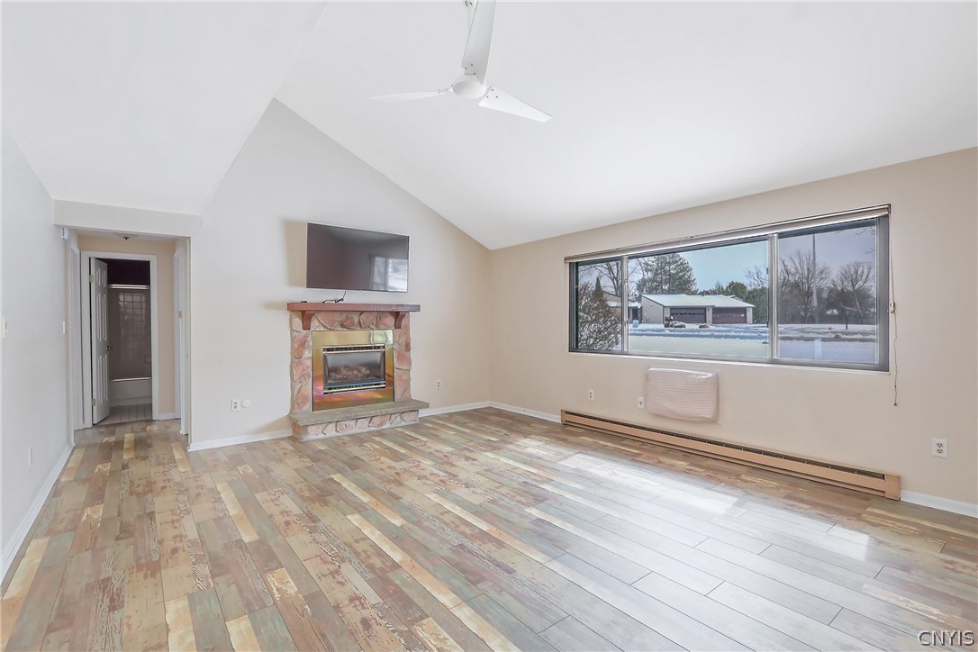 739 Village Boulevard S