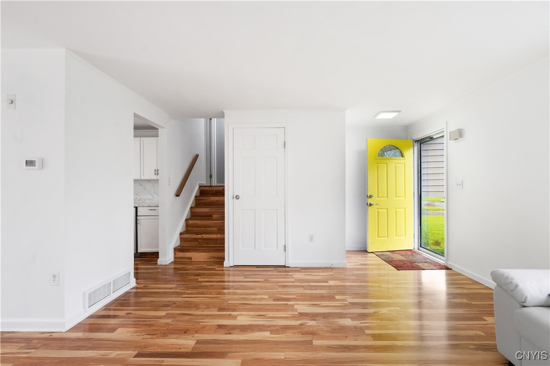 5962 Pony Lane, Cicero, New York image 5