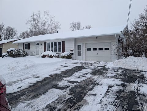 4873 Thornwood Drive Liverpool NY 13088