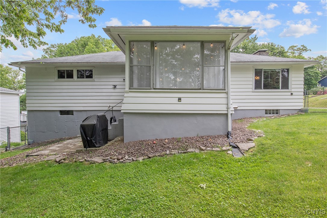 144 Austin Avenue, Syracuse, New York image 32