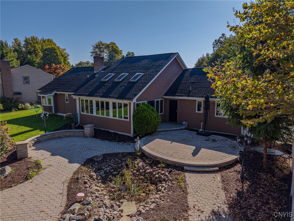 Salina, New York 13090, United States, 4 Bedrooms Bedrooms, ,4 BathroomsBathrooms,Residential,Active,211096