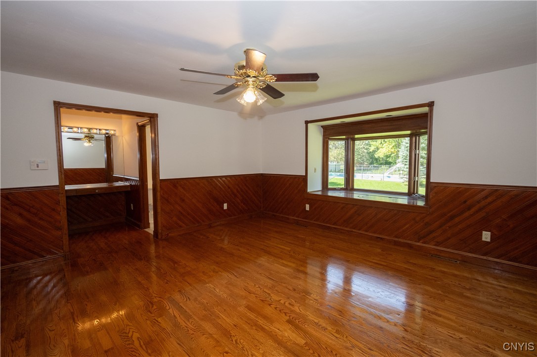 Salina, New York 13090, United States, 4 Bedrooms Bedrooms, ,4 BathroomsBathrooms,Residential,Active,211096