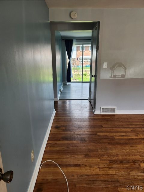 Tiny photo for 408 Snyder Avenue, Salina, NY 13206 (MLS # S1685018)