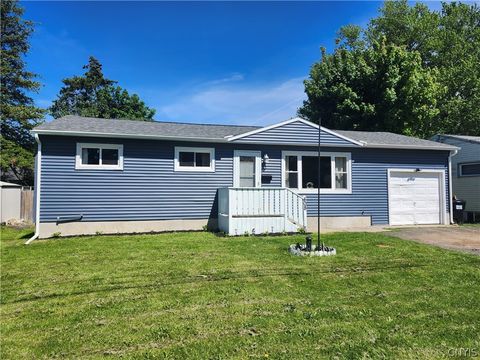 Photo of 408 Snyder Avenue, Salina, NY 13206 (MLS # S1685018)