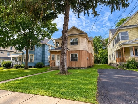 Apartment For Rent - 416 Hamilton Street<br/> Syracuse, NY 13204