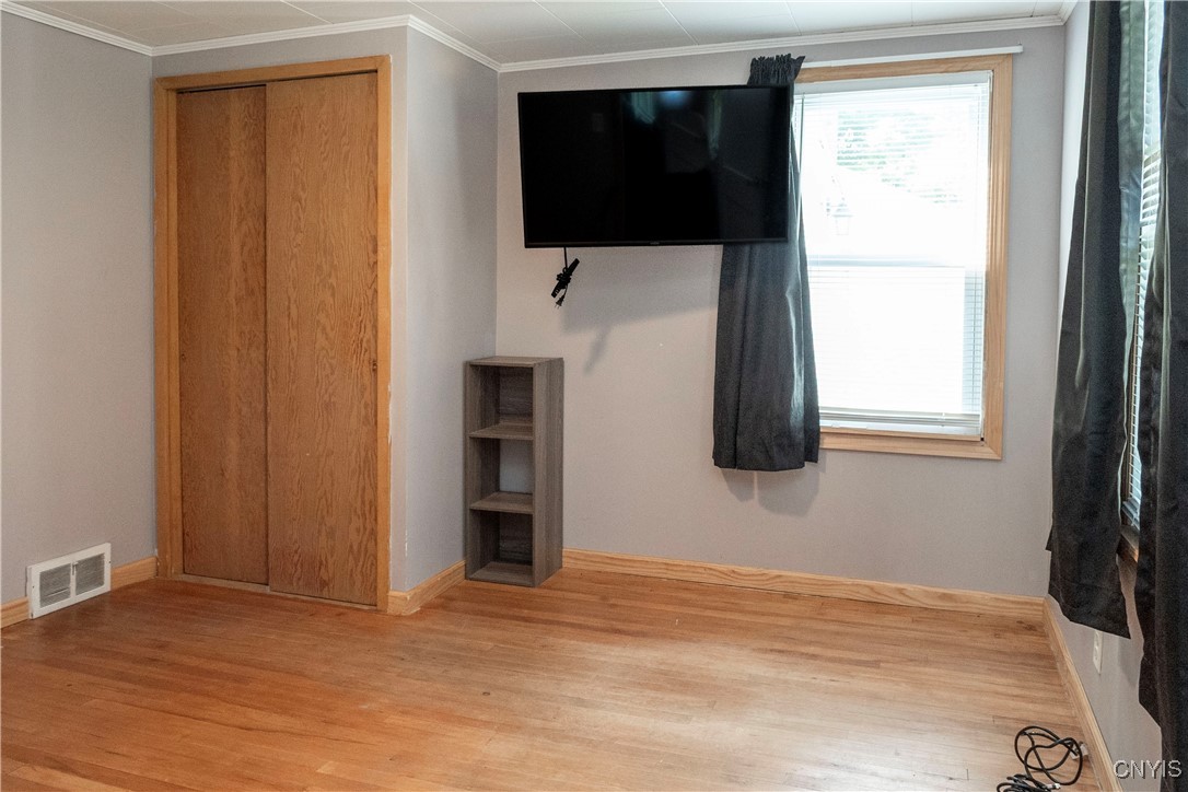 421 Spruce Street, Utica, New York image 24