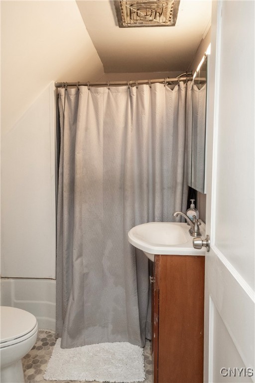 421 Spruce Street, Utica, New York image 32