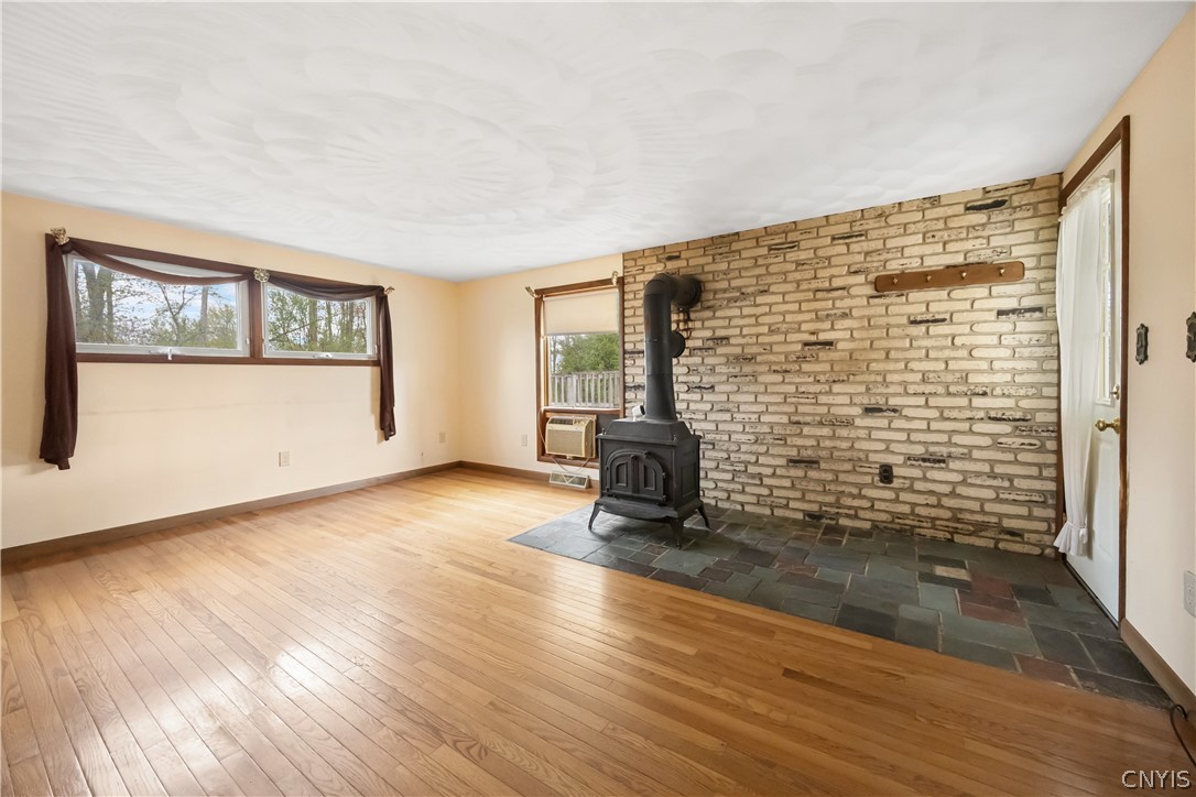 8258 Thompson Road