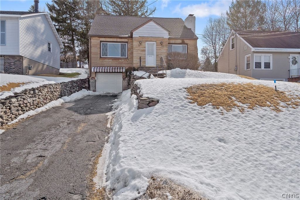 Photo of 1013 3rd Street, Geddes, NY 13209 (MLS # S1664848)