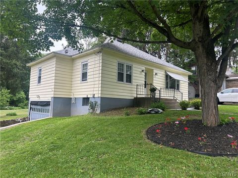 Homes For Sale - 1413 Albany Street<br/> Utica, NY 13501