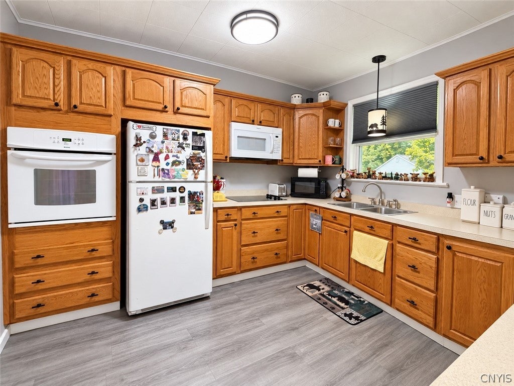 244 S 4th Avenue