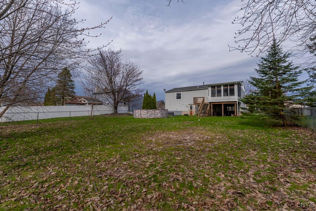 8405 Winterberry Way, Clay, New York image 40