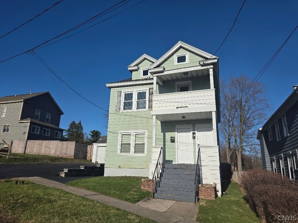 Photo of 112 Gale Avenue #1, Syracuse, NY 13206 (MLS # S1672820)