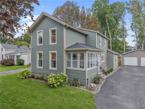 Homes For Sale - 610 2nd Street<br/> Salina, NY 13088