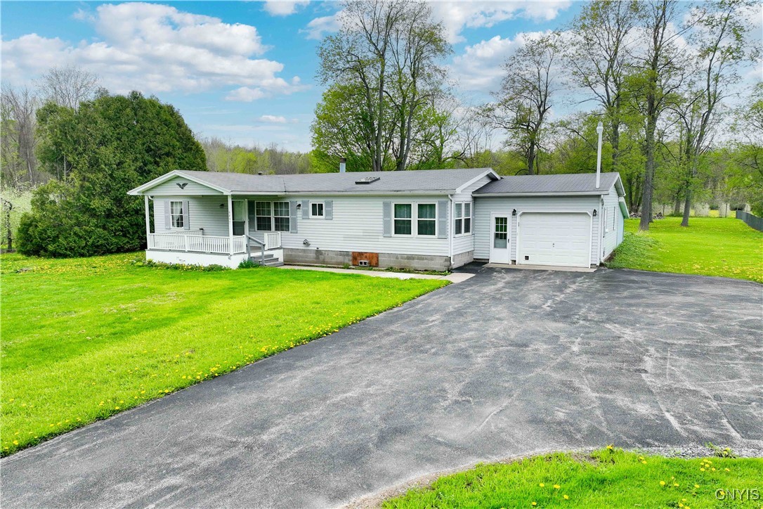 6497 Joy Road, Sodus, New York image 1