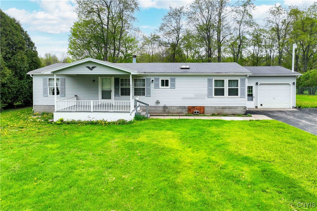 6497 Joy Road, Sodus, New York image 2