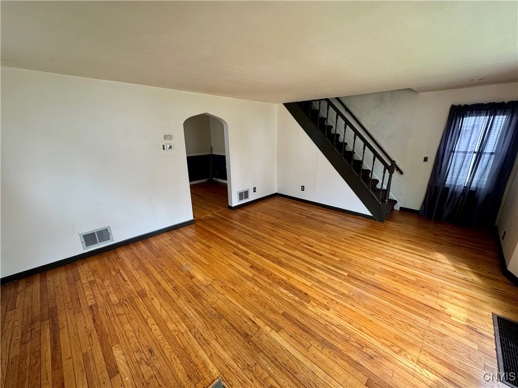 127 Maplewood Avenue, Syracuse, New York image 2