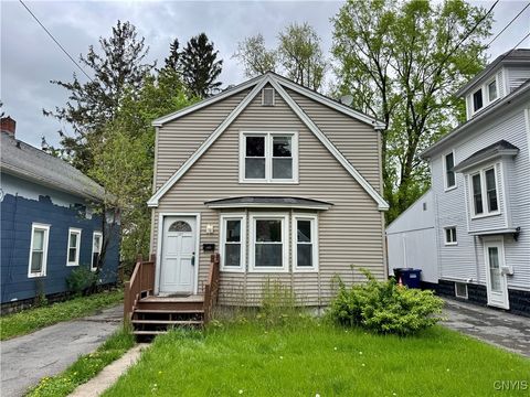 127 Maplewood Avenue, Syracuse, NY 13205 - MLS#: S1606101