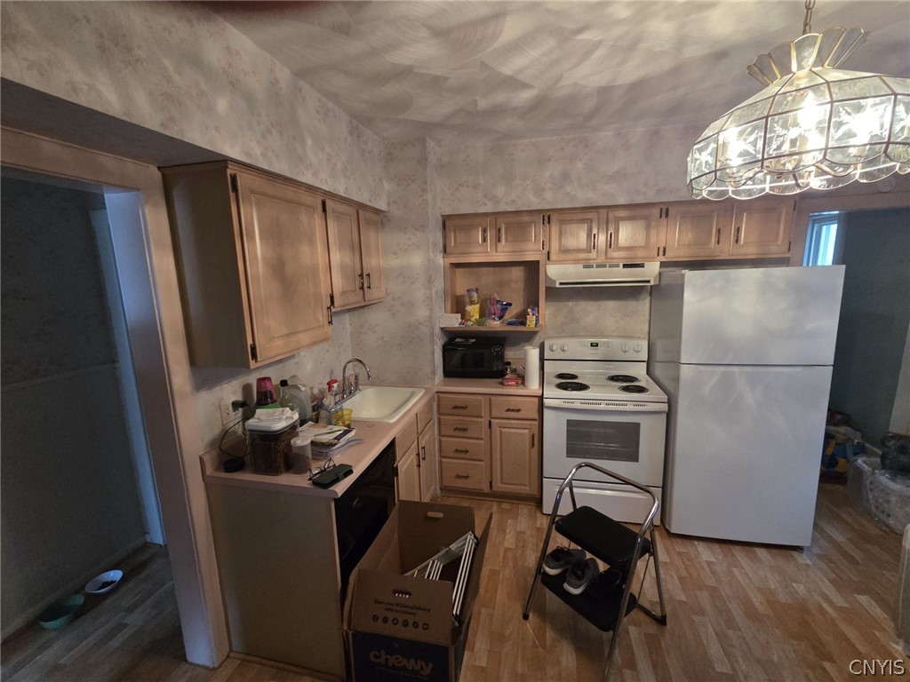 722 Eleanor Place 724