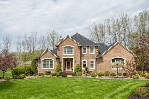 1968 Penfold Way Baldwinsville NY 13027