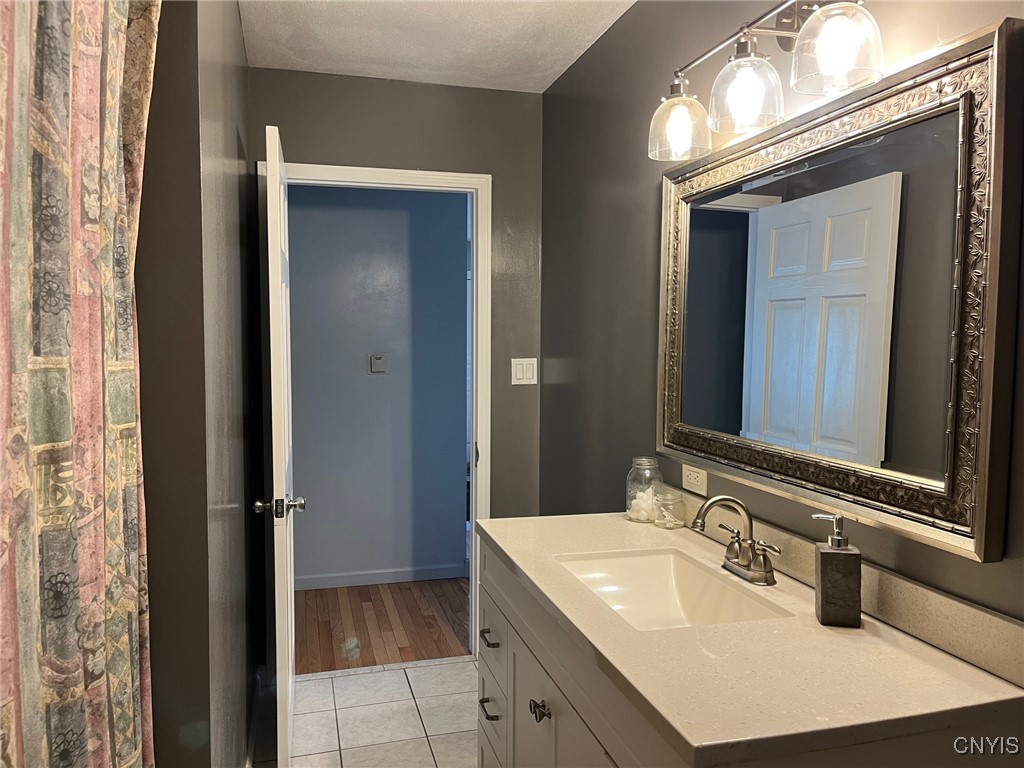 Hastings, New York 13036, United States, 6 Bedrooms Bedrooms, ,5 BathroomsBathrooms,Residential,Active,190324