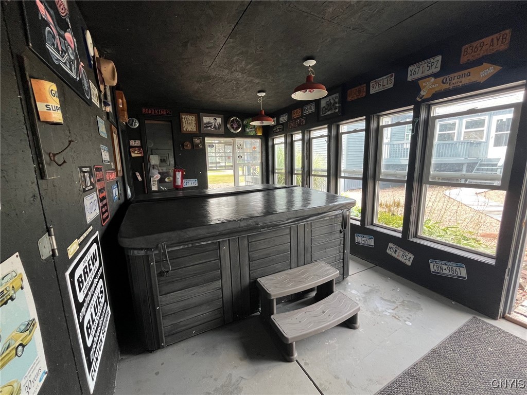 Hastings, New York 13036, United States, 6 Bedrooms Bedrooms, ,5 BathroomsBathrooms,Residential,Active,190324