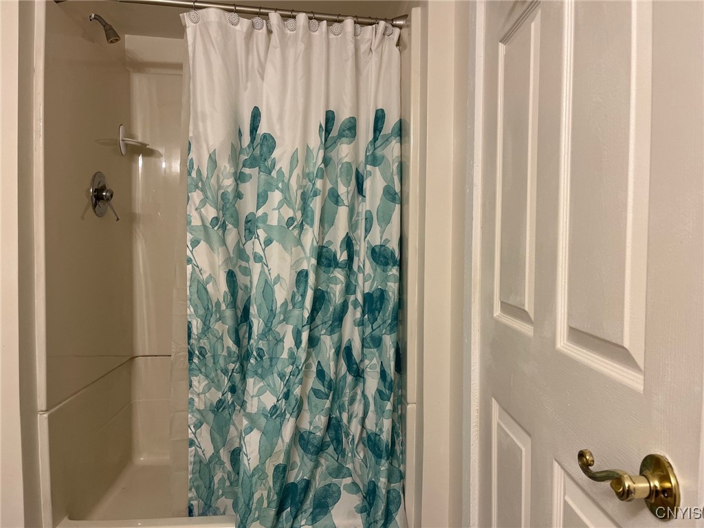 Hastings, New York 13036, United States, 6 Bedrooms Bedrooms, ,5 BathroomsBathrooms,Residential,Active,190324