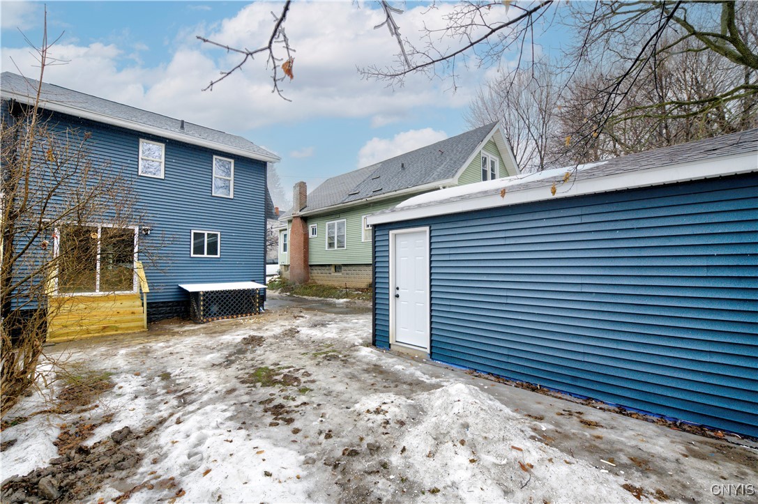 118 Hobart Avenue, Syracuse, New York image 24