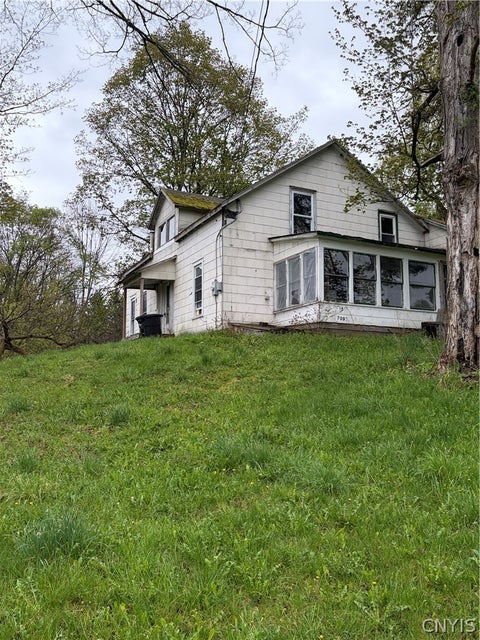 Homes For Sale - 7092 Hamilton Road<br/> Hamilton, NY 13346