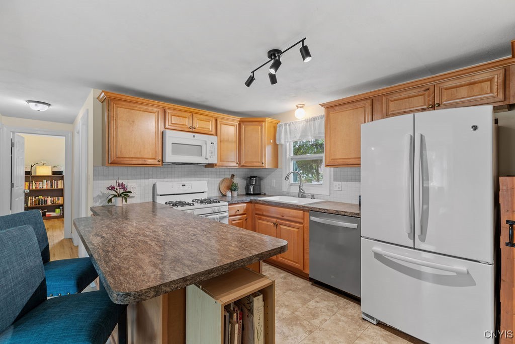 117 Terrace Drive, Camillus, New York image 8