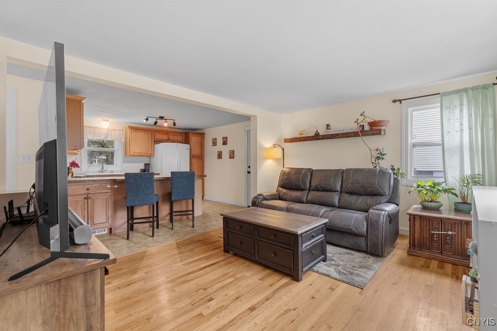 117 Terrace Drive, Camillus, New York image 3
