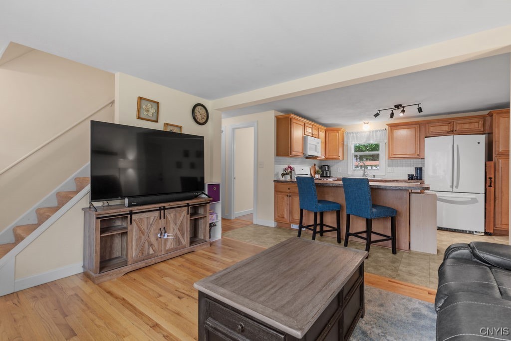 117 Terrace Drive, Camillus, New York image 6