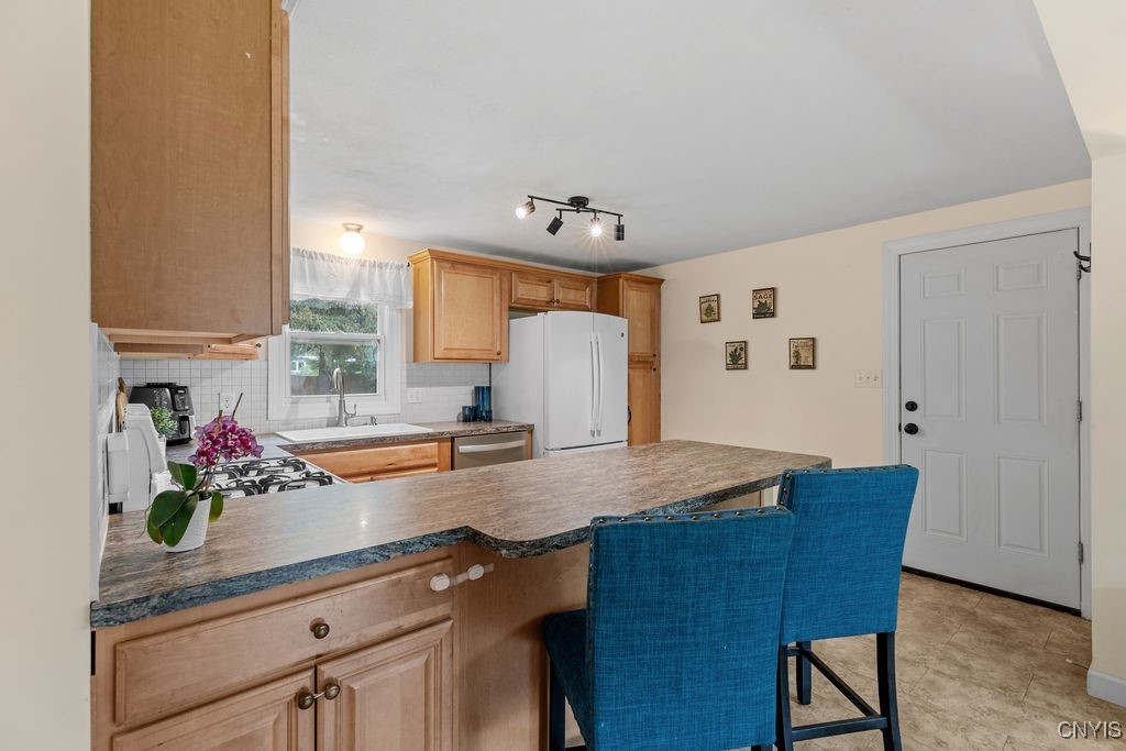 117 Terrace Drive, Camillus, New York image 7
