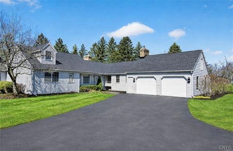 8300 Decoy Run, Manlius, NY 13104 - #: S1672237