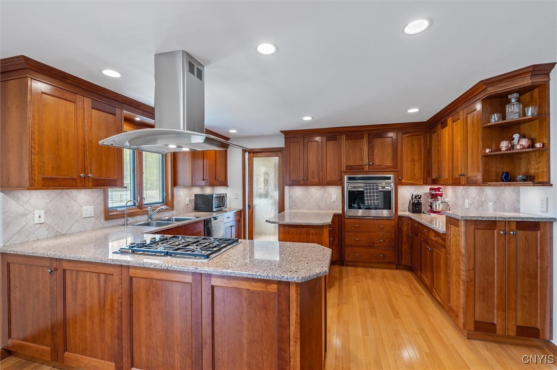 6589 Winchell Road, Camillus, New York image 10