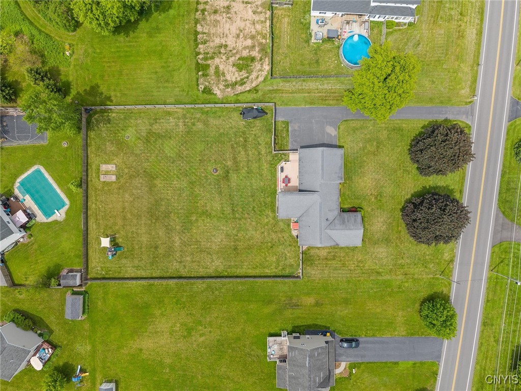 6589 Winchell Road, Camillus, New York image 39