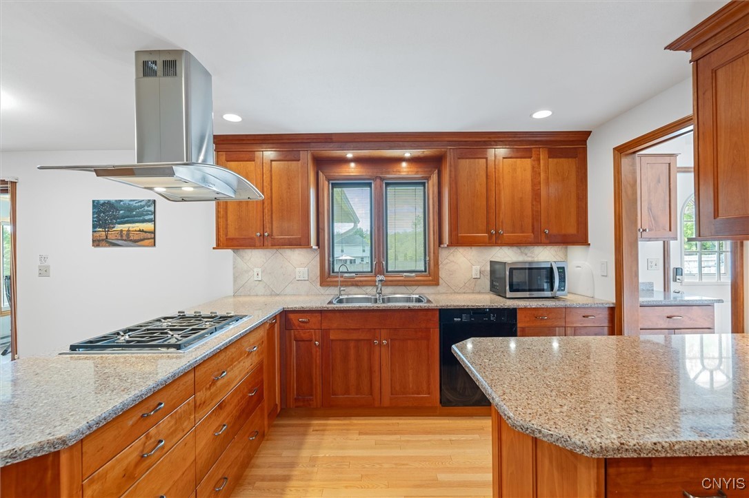 6589 Winchell Road, Camillus, New York image 11
