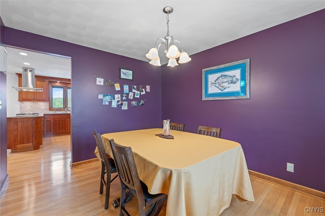 6589 Winchell Road, Camillus, New York image 31