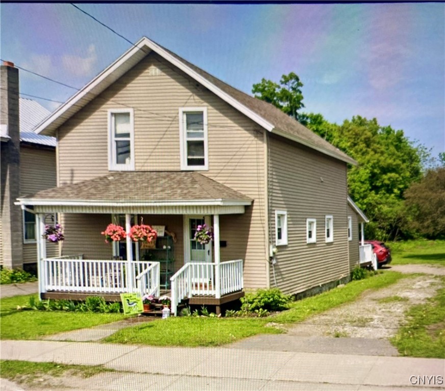 194 W Main Street, Gouverneur, New York image 1