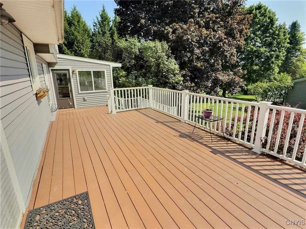 Cortlandville, New York 13045, United States, 5 Bedrooms Bedrooms, ,4 BathroomsBathrooms,Residential,Active,180298