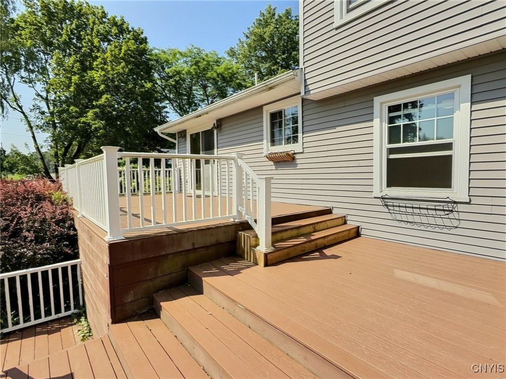 Cortlandville, New York 13045, United States, 5 Bedrooms Bedrooms, ,4 BathroomsBathrooms,Residential,Active,180298