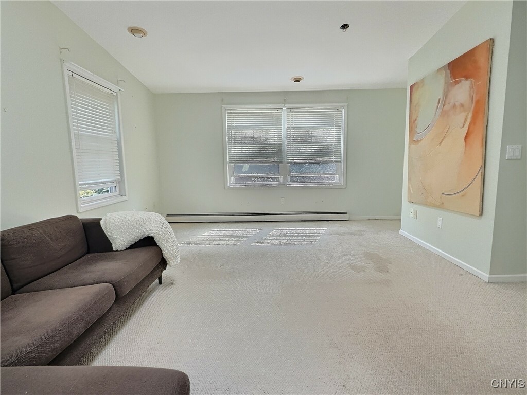 Cortlandville, New York 13045, United States, 5 Bedrooms Bedrooms, ,4 BathroomsBathrooms,Residential,Active,180298